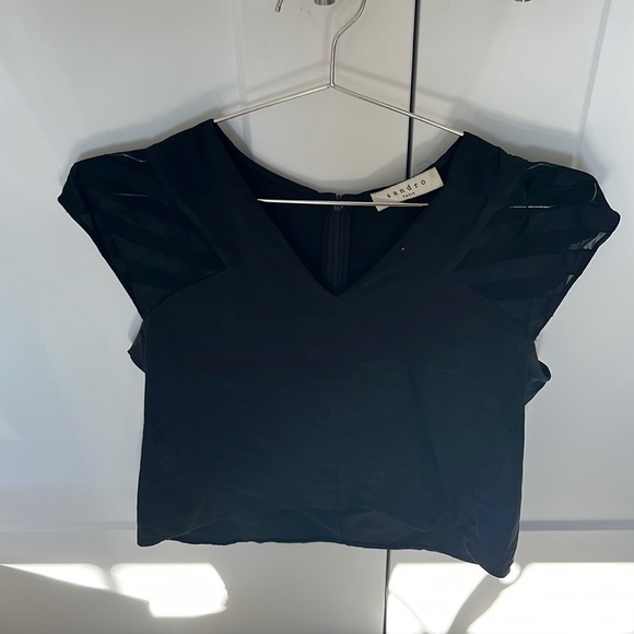 Small Sandro blouse. Crop style - Picture 1 of 2